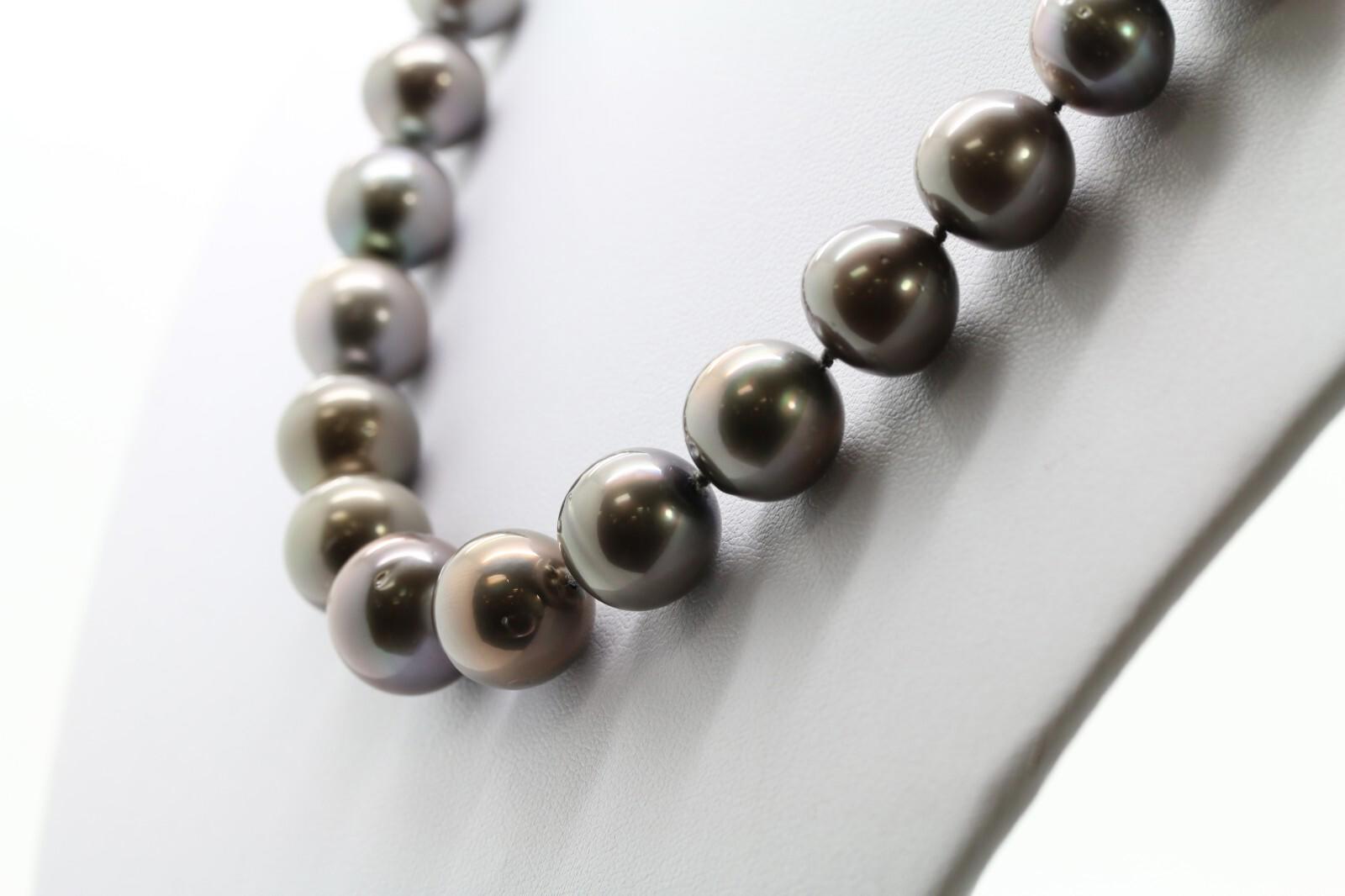 Genuine BLACK Tahitian SOUTH SEA 12mm Natural Pearl Necklace w 18k Diamond Clasp