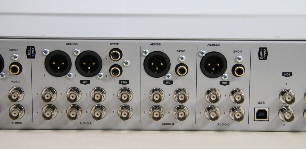 Antelope Audio Isochrone Trinity High Definition Master Clock - Free Shipping