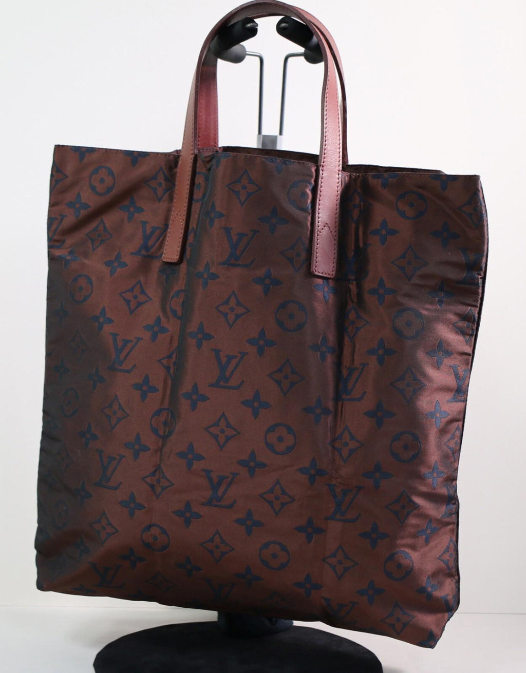 RARE Louis Vuitton Monogram Cabas Escapade Red Burgundy Nylon Fabric Tote Bag
