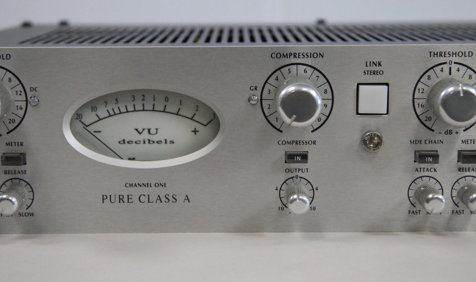 Avalon AD2044 Dual Mono/Stereo Optical Compressor (Blue LEDs) + B2T Power Supply