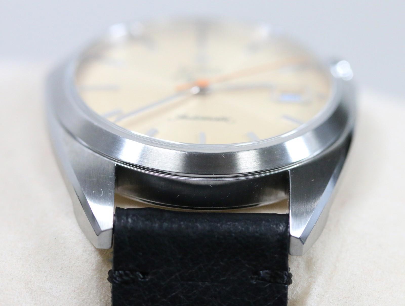 Zodiac Olympos Automatic Men's Watch Champagne Dial Leather Band ZO9702