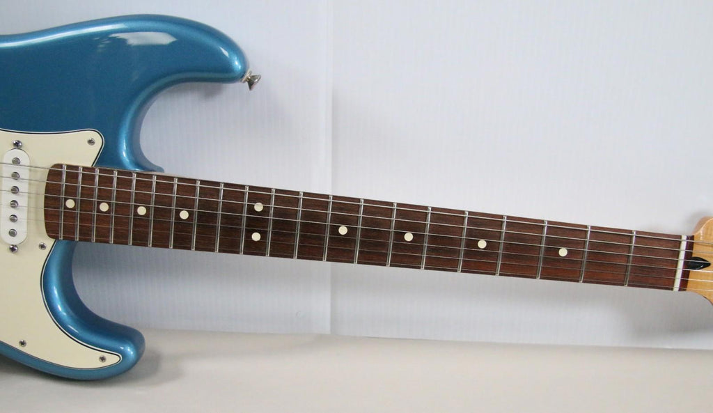Fender Standard Stratocaster HSS Lake Placid Blue (2012) MIM Electric Guitar WOW