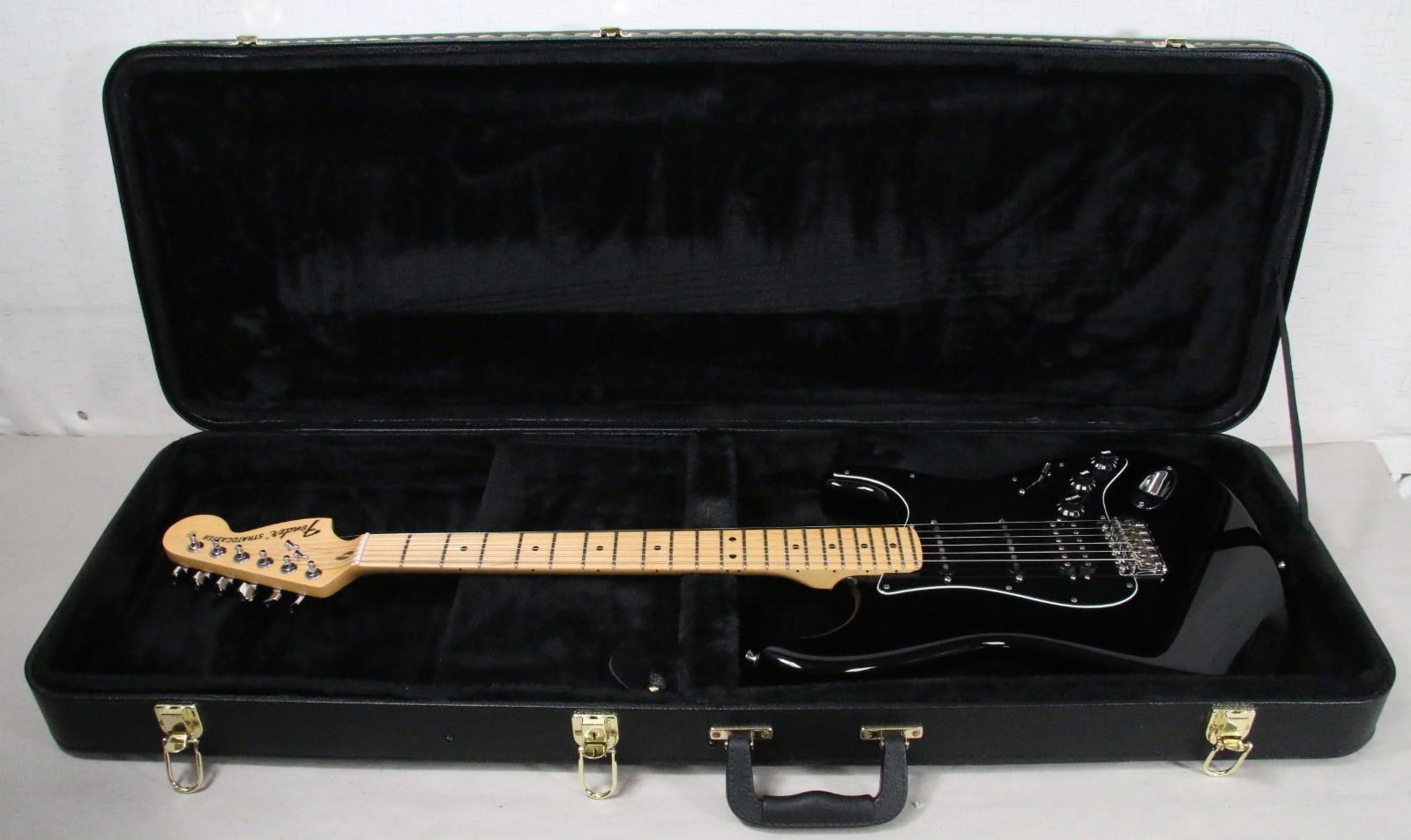 2015 Fender American Special Stratocaster HSS Black Maple 6 String Guitar USA