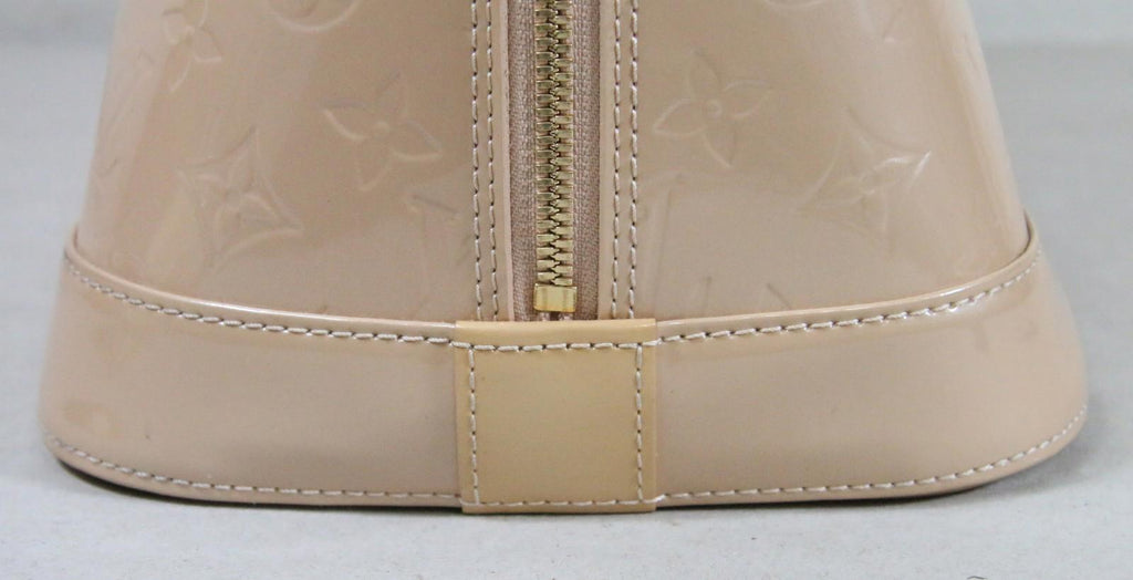 Louis Vuitton Monogram Vernis Alma GM Beige w/Dust Bag - Excellent Condition