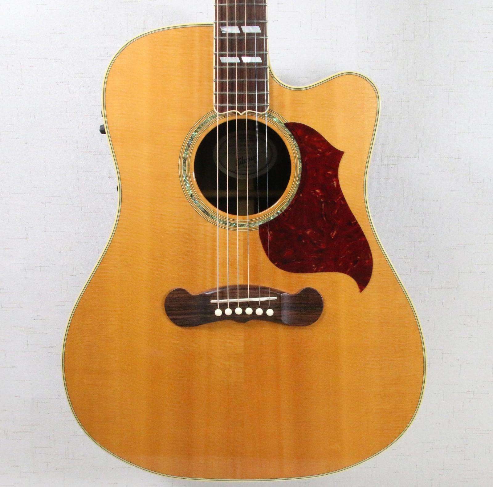 Gibson Songwriter Studio DLX EC 2012 Deluxe Electric Acoustic Guitar w/OHSC NICE