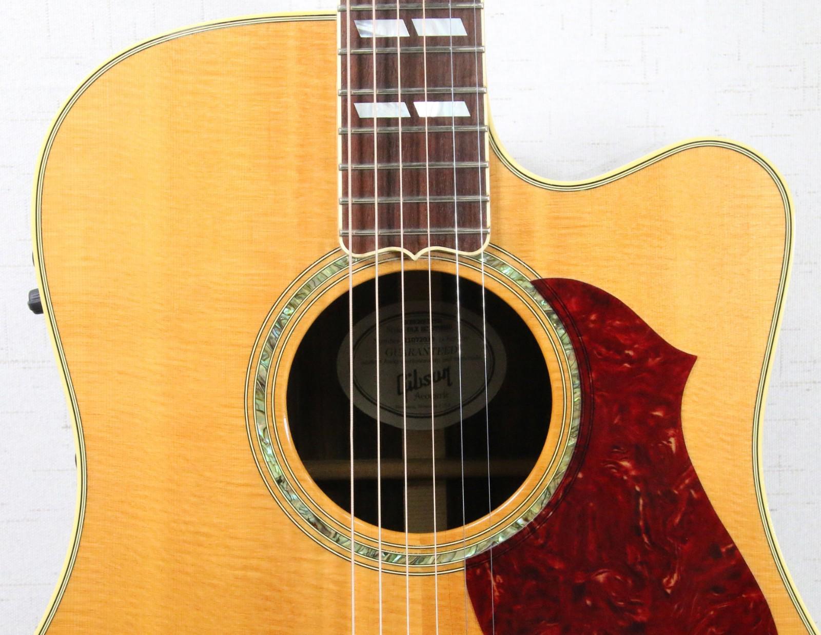 Gibson Songwriter Studio DLX EC 2012 Deluxe Electric Acoustic Guitar w/OHSC NICE